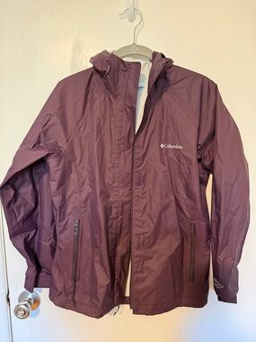 Columbia Women's Plum Hooded Rain Jacket